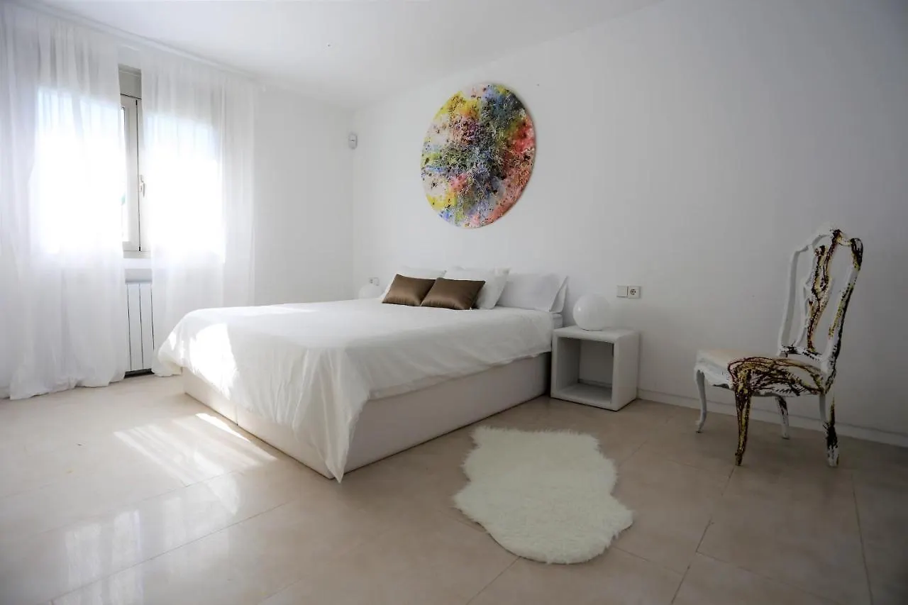 別荘 Modern Villa Montecristo スペイン